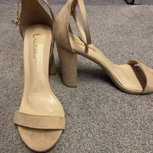 Lulu Nude Heels